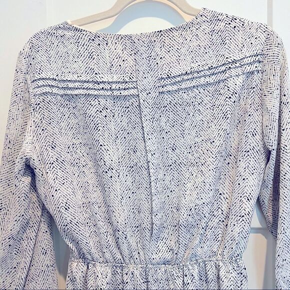 Forever 21 White & Black 3/4 Sleeve Sleeve Mini Dress Women’s Size Small (S) - Picture 4 of 7